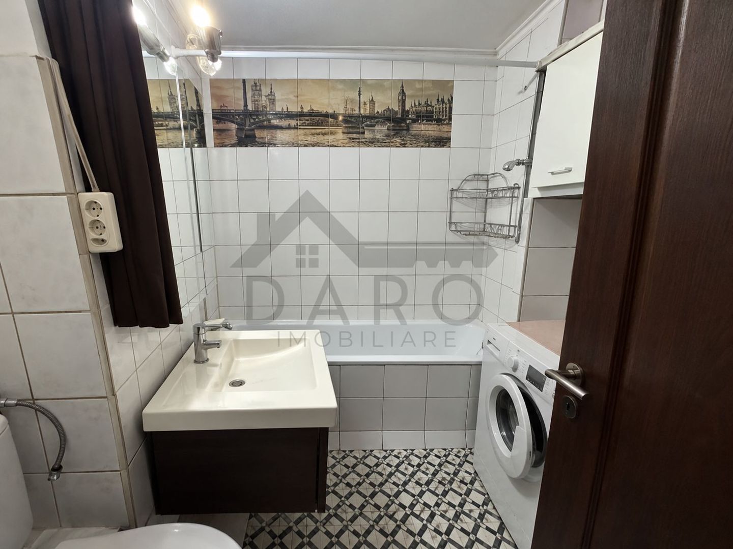 3 camere în Tg. Mureș care arată ca în poze - Poză 2