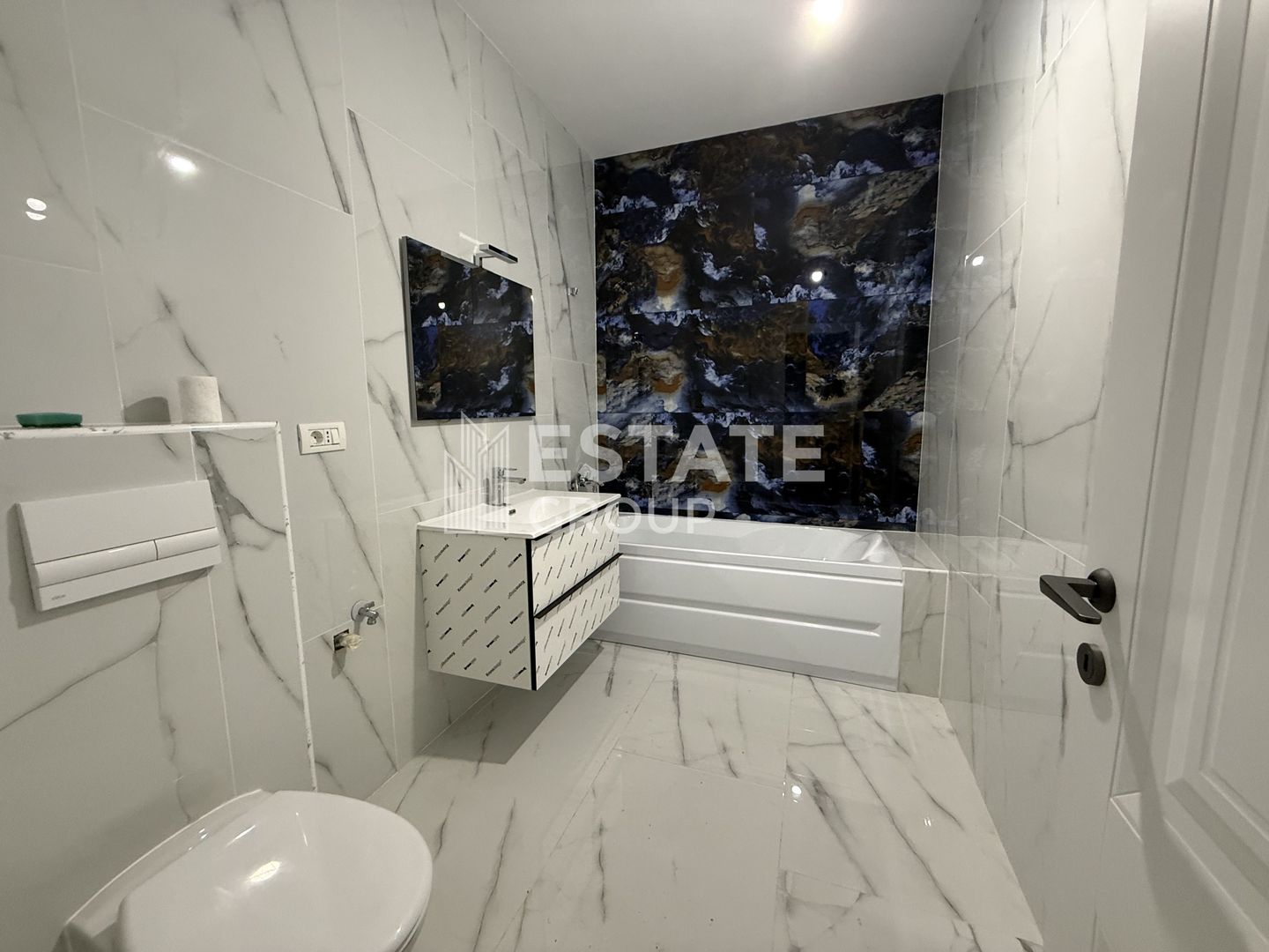 Apartament cu 3 camere in Dumbravita - Poză 5