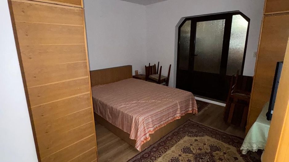 vand casa zona Biserica Noua , P+ET 1 - Poză 9