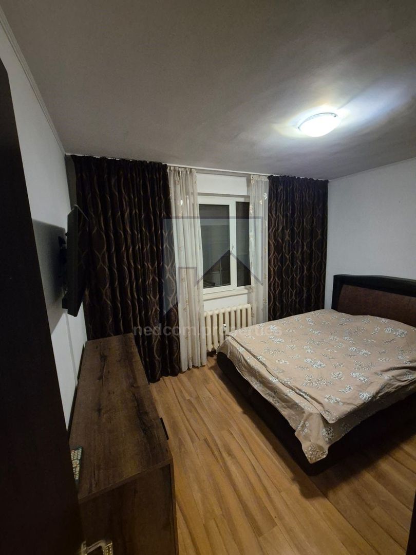 Inchiriere apartament 2 camere - Metrou 1 Mai - Poză 4