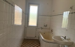 Casa P+E de 7 camere, SU=240 mp  in  Balcescu - Poză 11