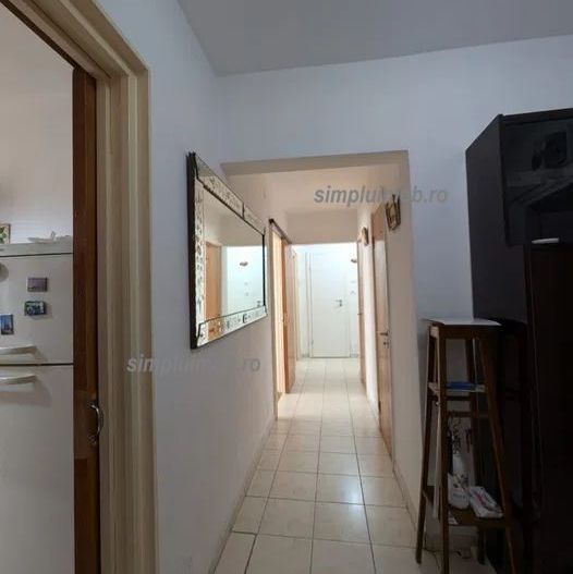 Decomandat etaj intermediar 3 camere Alexandru Obregia - Poză 6