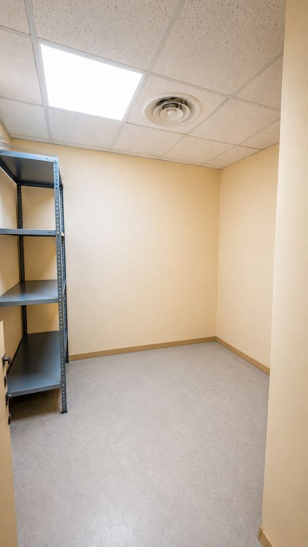 Inchiriere spațiu comercial 133 mp Ultracentral -Tășnad Jud. Satu Mare - Poză 11