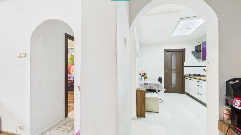 Apartament 3 camere la etaj 1 in Aradul nou - Poză 7