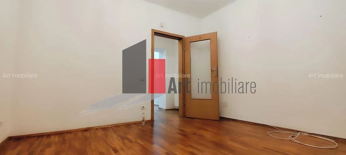 Apartamentul "KONFORTA", intrare separata - Poză 22