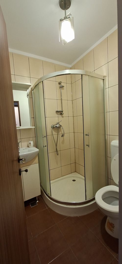 Apartament de inchirat cu 4 camere + garaj- Torontalului - Poză 18