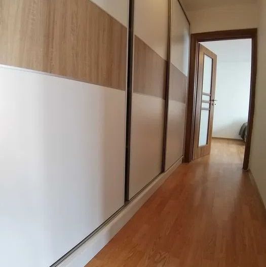 AP. 2 CAMERE TITAN, BLOC REABILITAT, METROU 10 MIN, BUCATARIE INCHISA - Poză 7