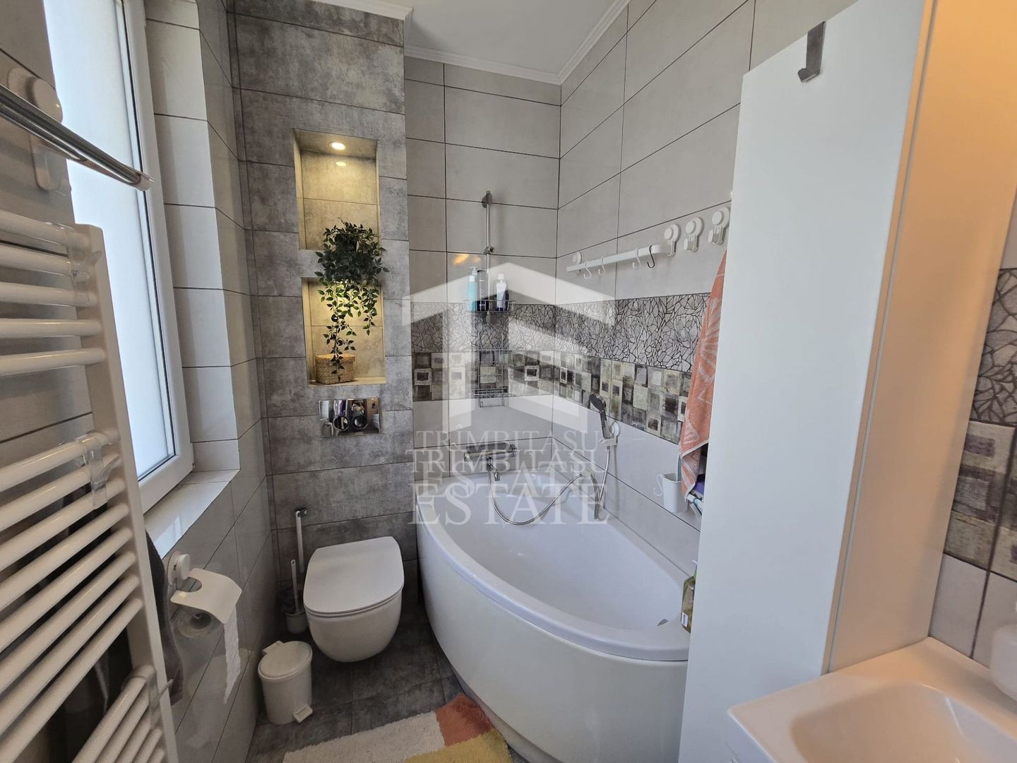 Mangalia - Vila tip duplex moderna. - Poză 40