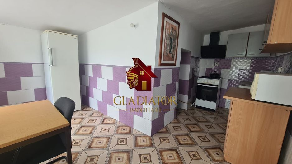 Casa + garaj + 1400 mp teren in Tomesti Goruni, zona de vis, nu rata - Poză 5