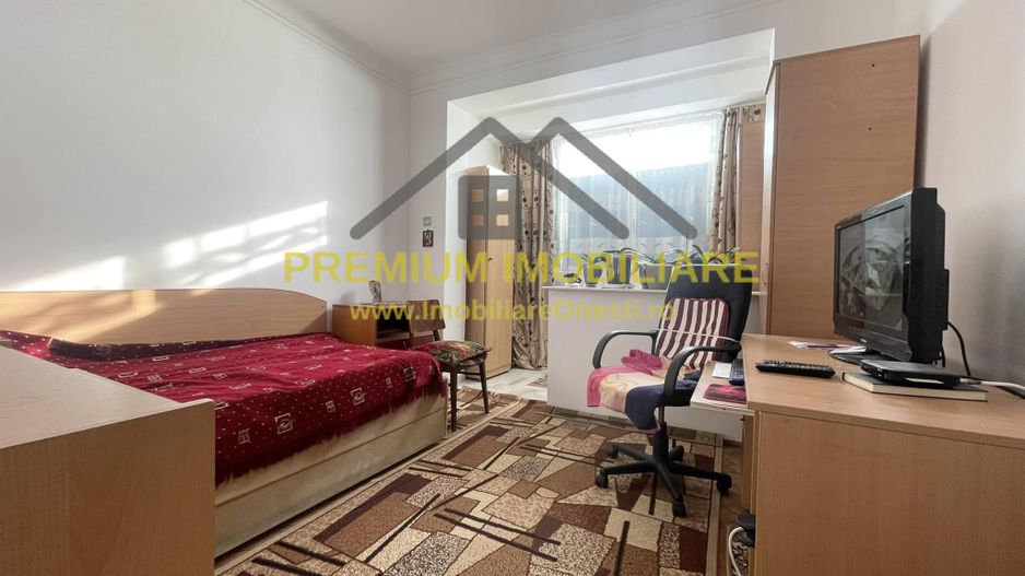 Apartament 3 Camere - Decomandat - Zona ultracentrala - Poză 2