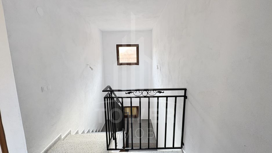 Apartament la casă cu curte – zonă liniștită, strada Zăvoi - Poză 12