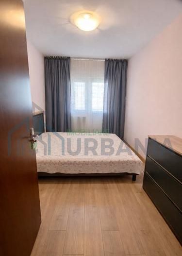 Apartament 3 camere, decomandat și renovat, în Iași - Poză 1