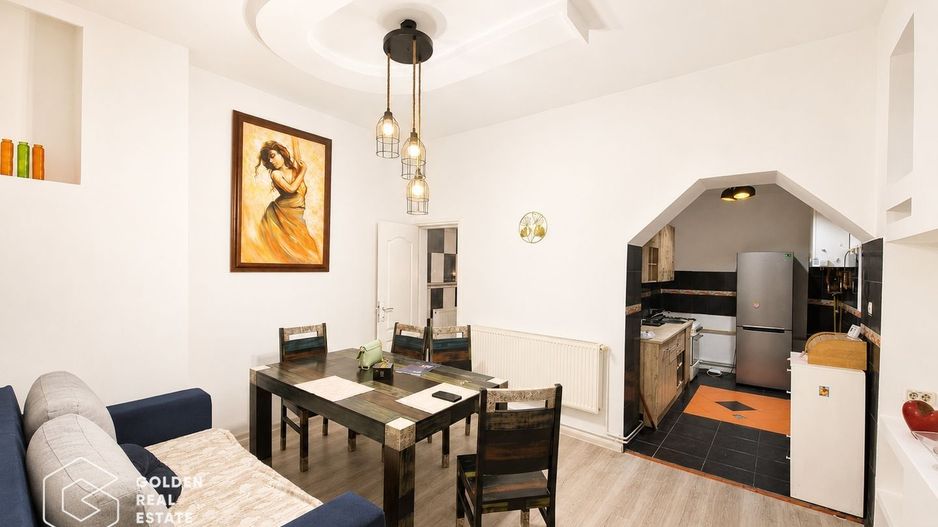 Apartament 2 camere cochet, renovat, curte ingrijita-Piata Catedralei - Poză 2
