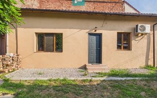 Casă renovată ultracentral | Str. Primăriei - Poză 1