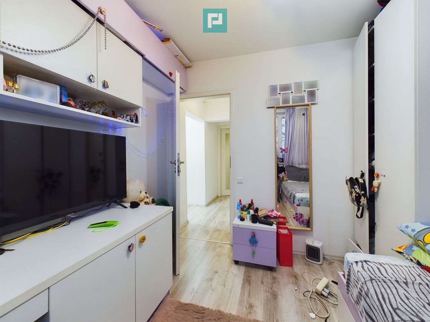 Apartament 3 camere luminos și renovat în zona Apusului - Poză 12