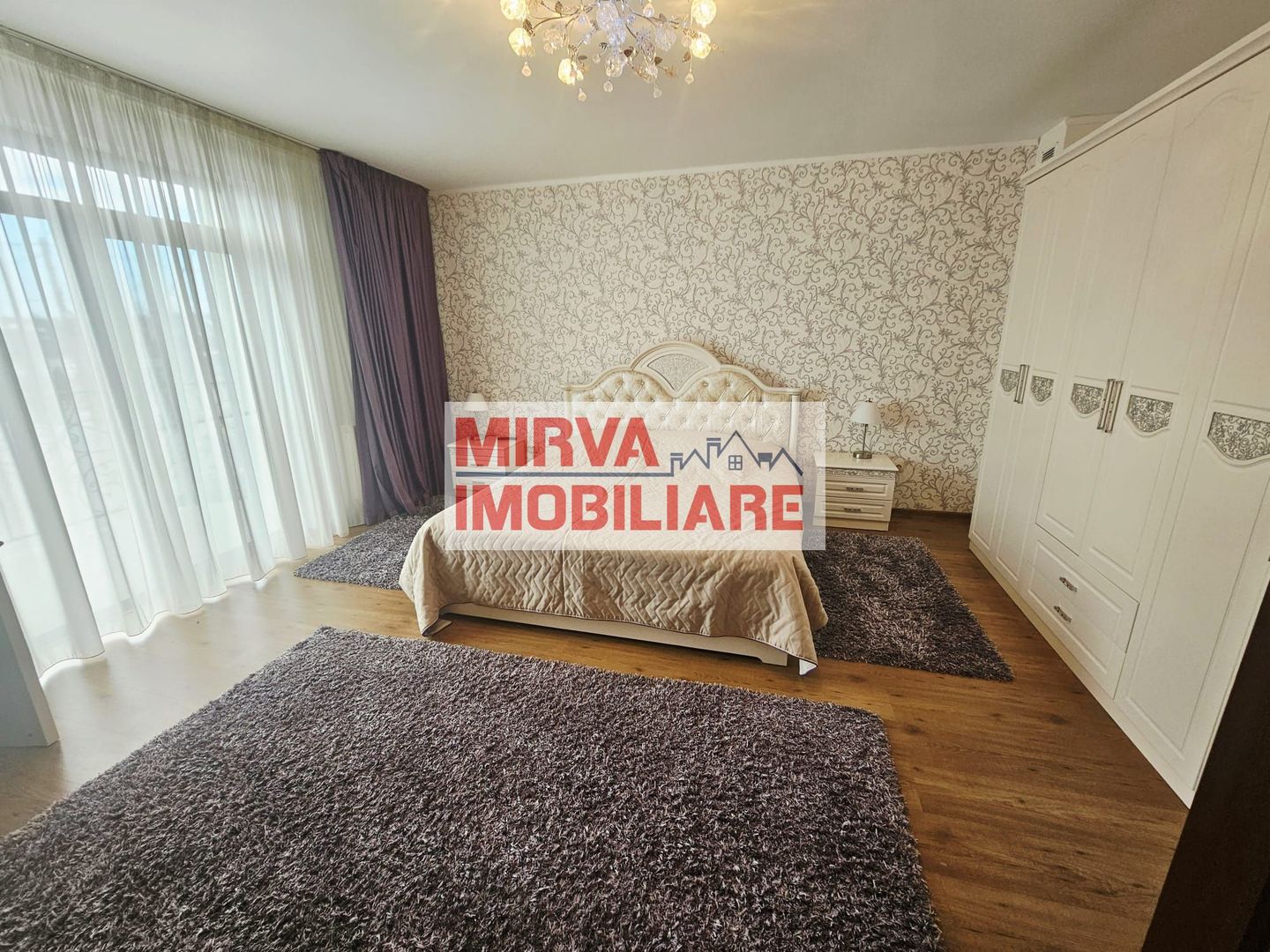 Vilă spațioasă Strejnicu S+P+1E+M, 8 camere, garaj, teren 595 mp - Poză 62