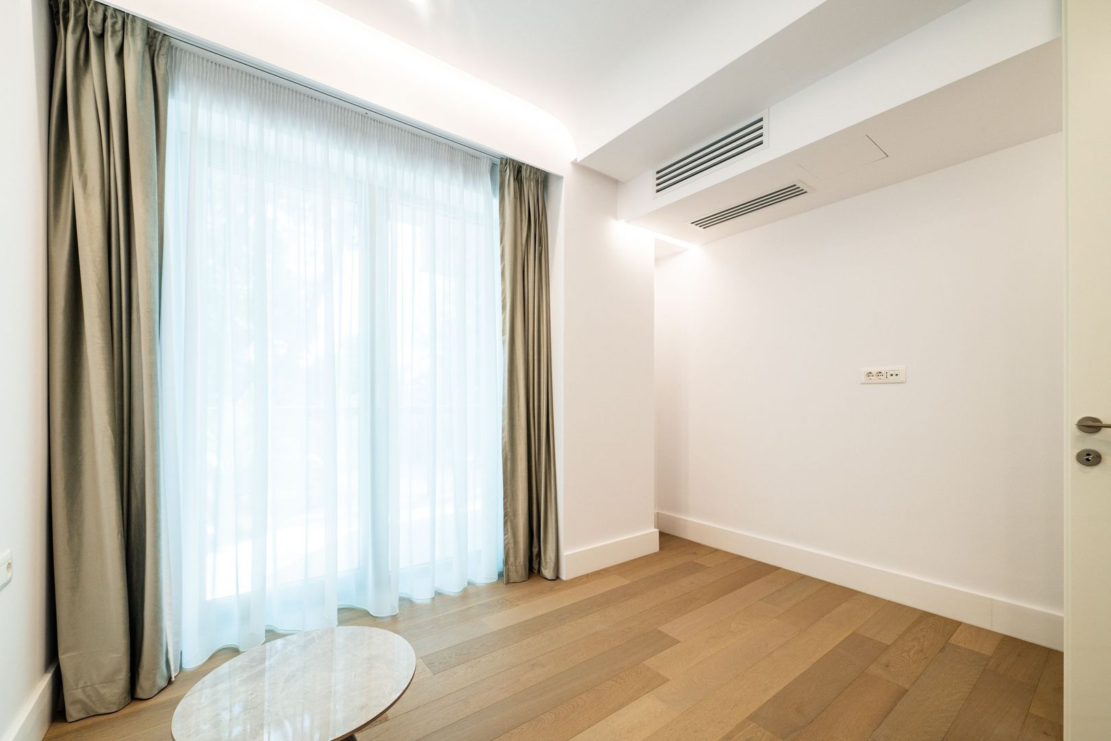 CORTINA 126 | Apartament exclusivist | Terasa de 15 mp | Ultra LUX - Poză 13