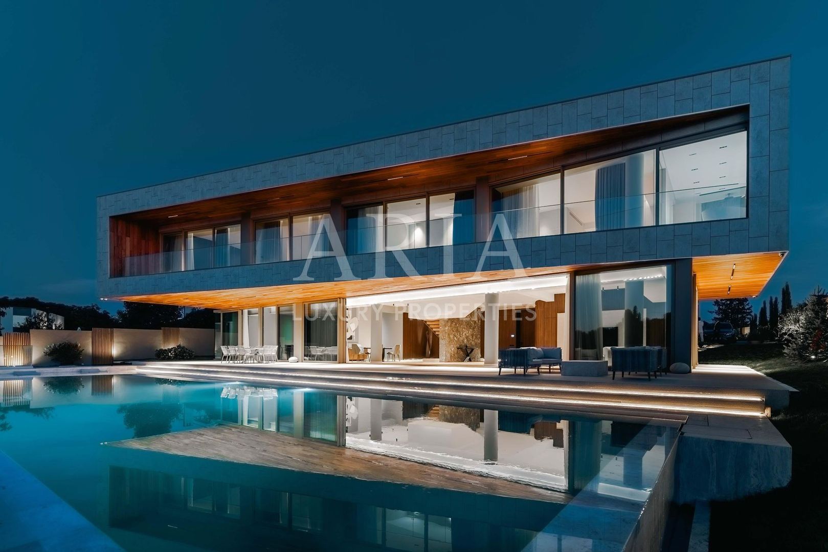 VILA FRONTLAKE SNAGOV – acolo unde arhitectura întâlnește libertatea - Poză 3