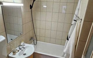 Apartament decomandat 3 camere zona Alexandru - Poză 4