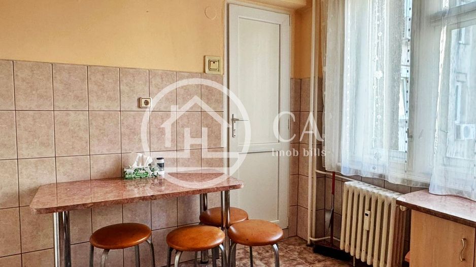 Apartament de închiriat cu 4 camere în zona Decebal, Oradea - Poză 9