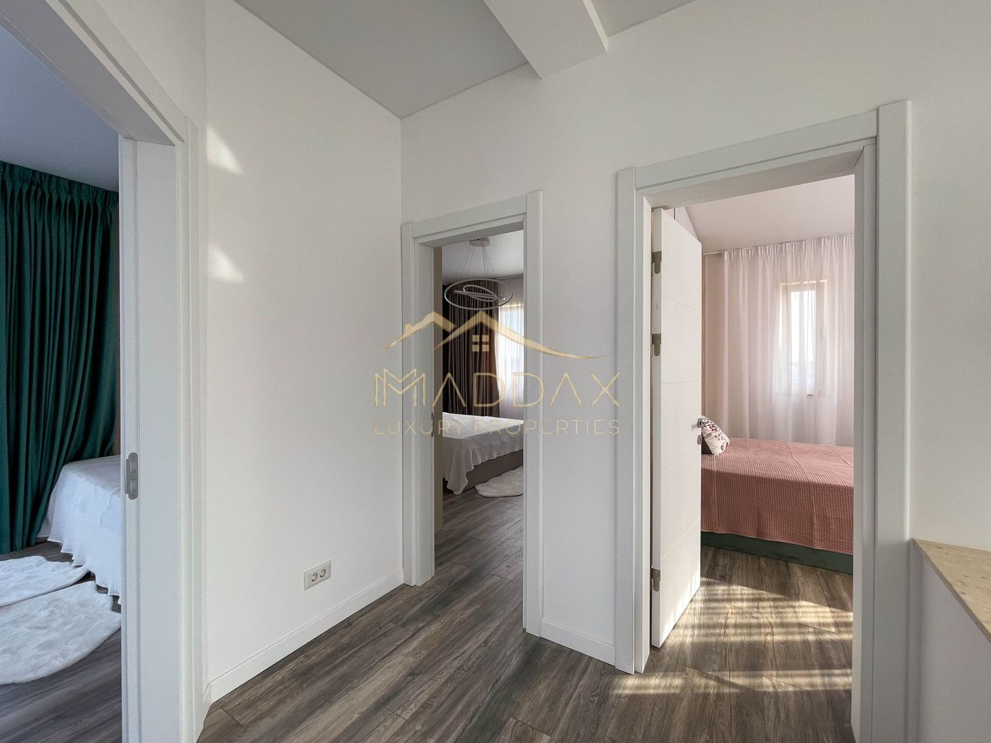 *** Vila 4 camere de vanzare II Nemobilata II Corbeanca - Poză 20