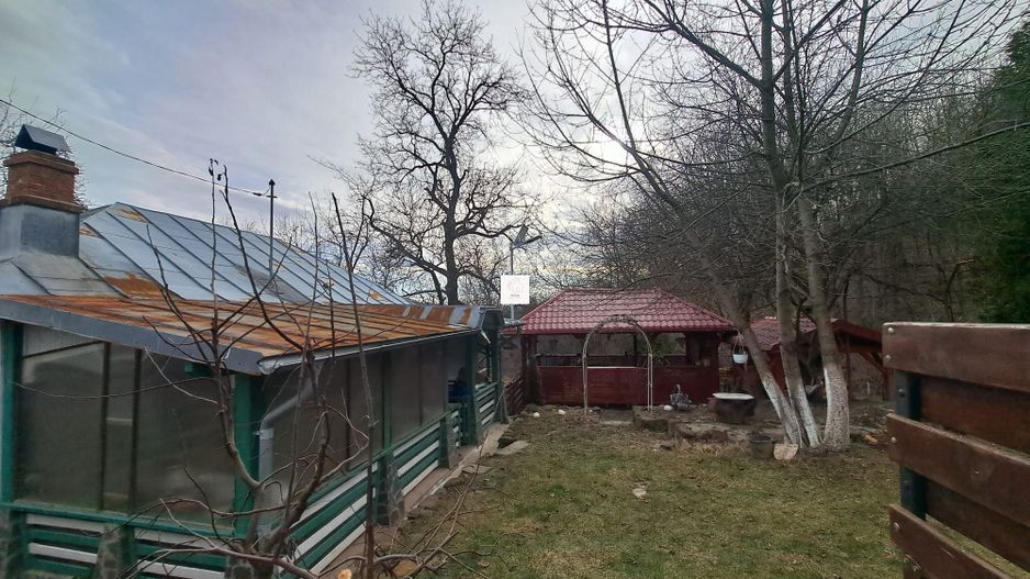 Casa vacanta sau locuinta Varfuri - Poză 6