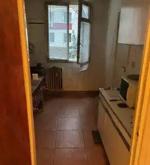 APARTAMENT SPATIOS ZONA BRANCOVEANU - Poză 3