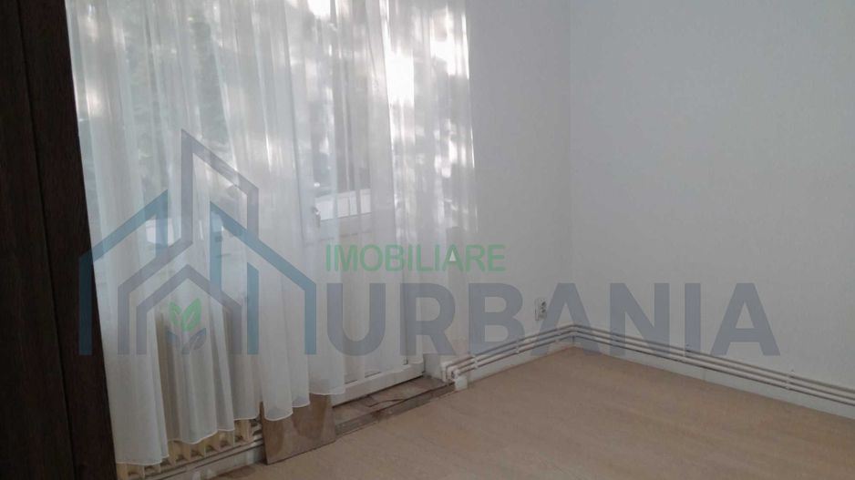 Apartament 2 camere semidecomandat în Tătărași, etaj 1, două balcoane, lângă parcul mare - Poză 3