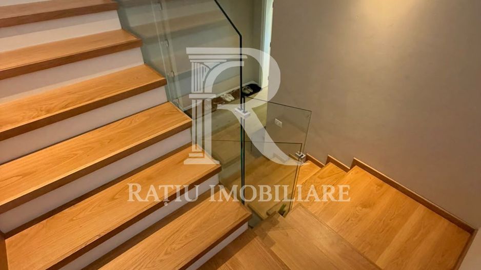 Casa cu 5 camere | Cartierul Tineretului | Oradea - Poză 10
