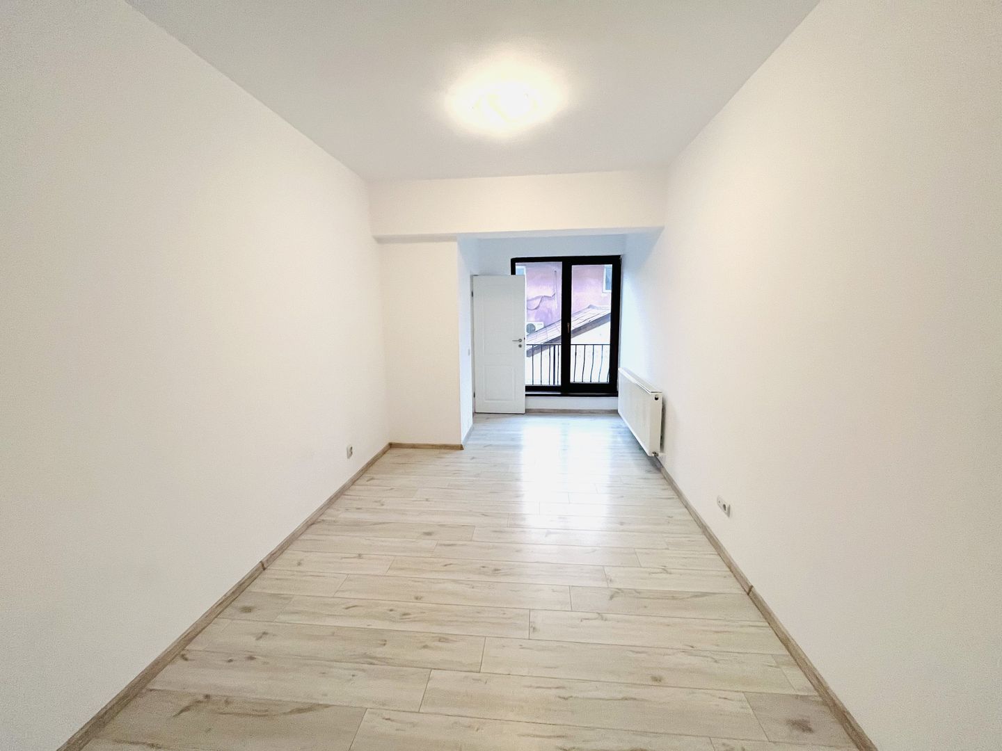 APARTAMENT 2 CAMERE DECOMANDAT BLOC NOU DEZROBIRII - Poză 3