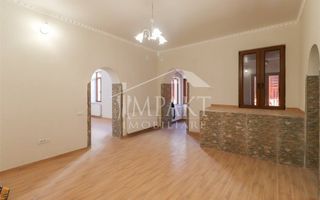 Spațiu comercial ultracentral, vad excelent, 7 încăperi - Poză 2