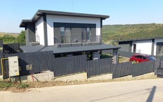 Casă/Vila de inchiriat Valea Lupului - 900 euro - Poză 1
