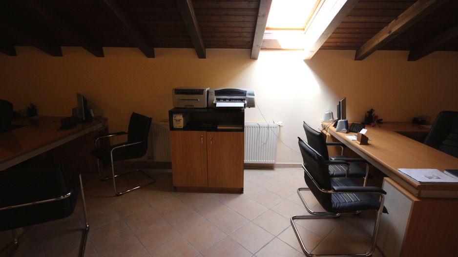 Imobil pretabil activitati firme  in Ghiroda -Comision ZERO - Poză 6