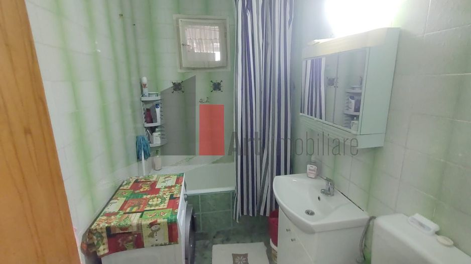 Vânzare apartament 3 camere semidecomandat Bd. Obregia - Cultural - Poză 3