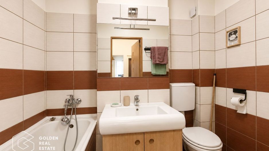 Design de actualitate, bloc izolat termic, centrala proprie, Podgoria - Poză 8