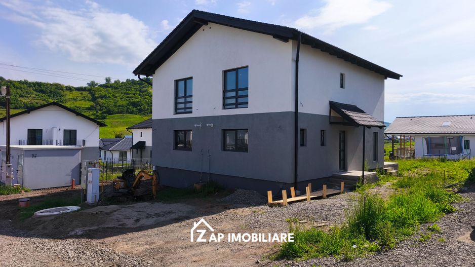 Duplex Livezeni - Cartier nou - 3 si 4 camere - Poză 5