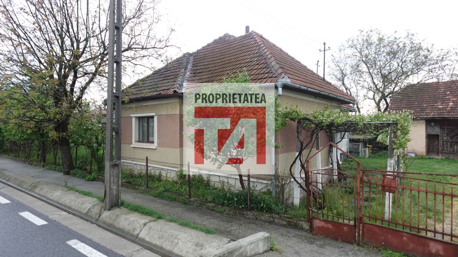 Casă cu teren generos de 5.820 mp în Hideaga, la doar 11 km de Baia Ma - Poză 1