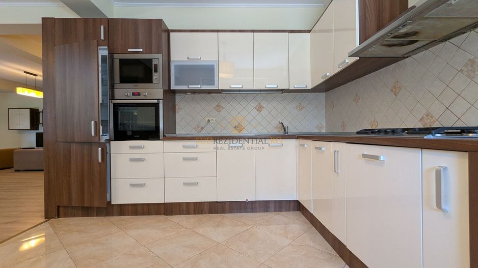 Vila in zona Berceni-Grand Arena, P+1+M, cu 1500 mp teren - Poză 11