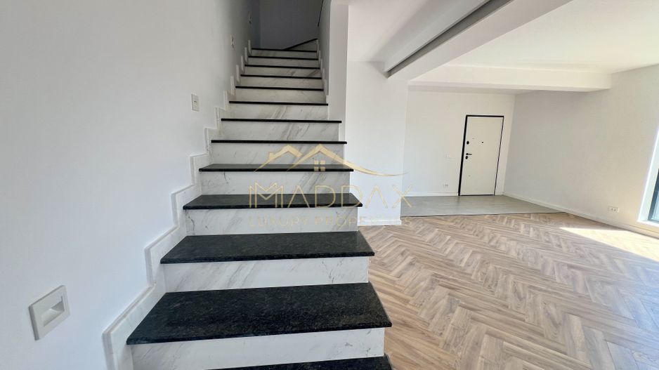 Vilă **6 camere  **451mp // Zona Iancu Nicolae - Poză 4