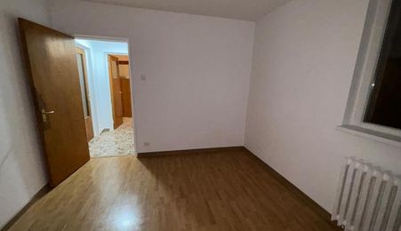 De vânzare: apartament 2 camere - Drumul Taberei - metrou - parc