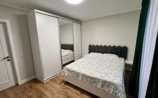 Apartament modern cu pod generos și dotări complete. - Poză 8