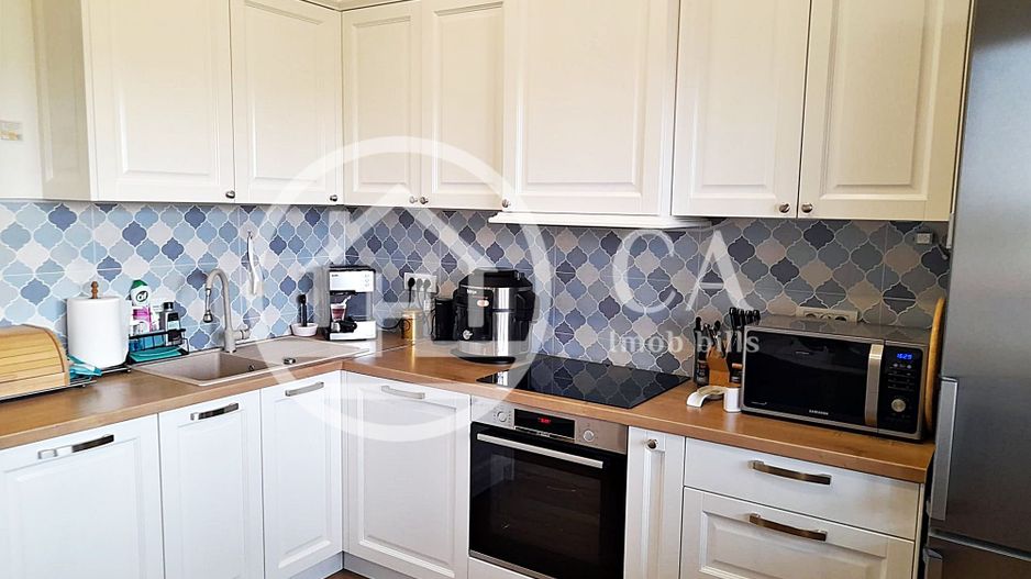 Casă de vânzare cu 5 camere în zona de Dealuri, Oradea - Poză 5