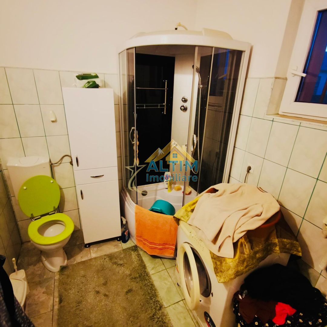 Casă de vânzare in Brașov, Stupini, 4 camere si teren de 1891mp - Poză 8