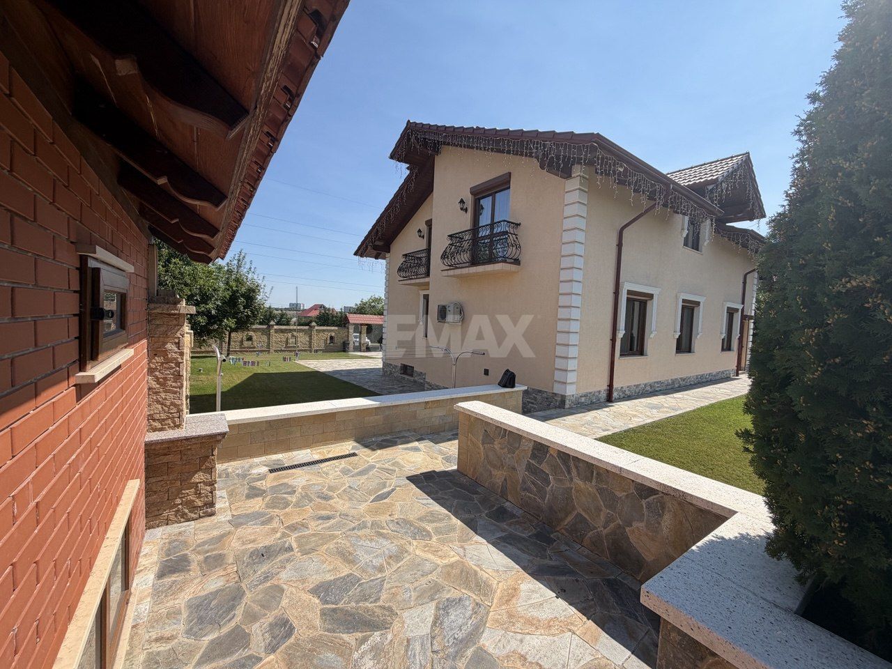 Casa de vinzare Codru, mun.Chisinau - Poză 2