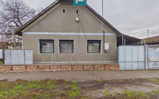 Casă cu 755 mp teren, zonă centrală Curtici - Poză 11