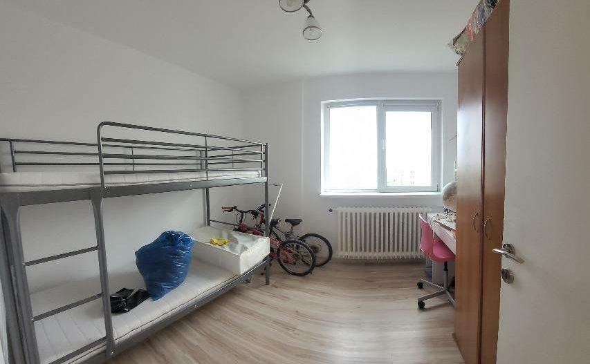 Apartament spatios, 3 camere Titan - Poză 9