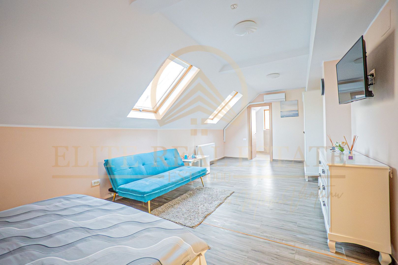 Ultracentral - Proprietate comercială P+M la 200 m de mare. - Poză 38