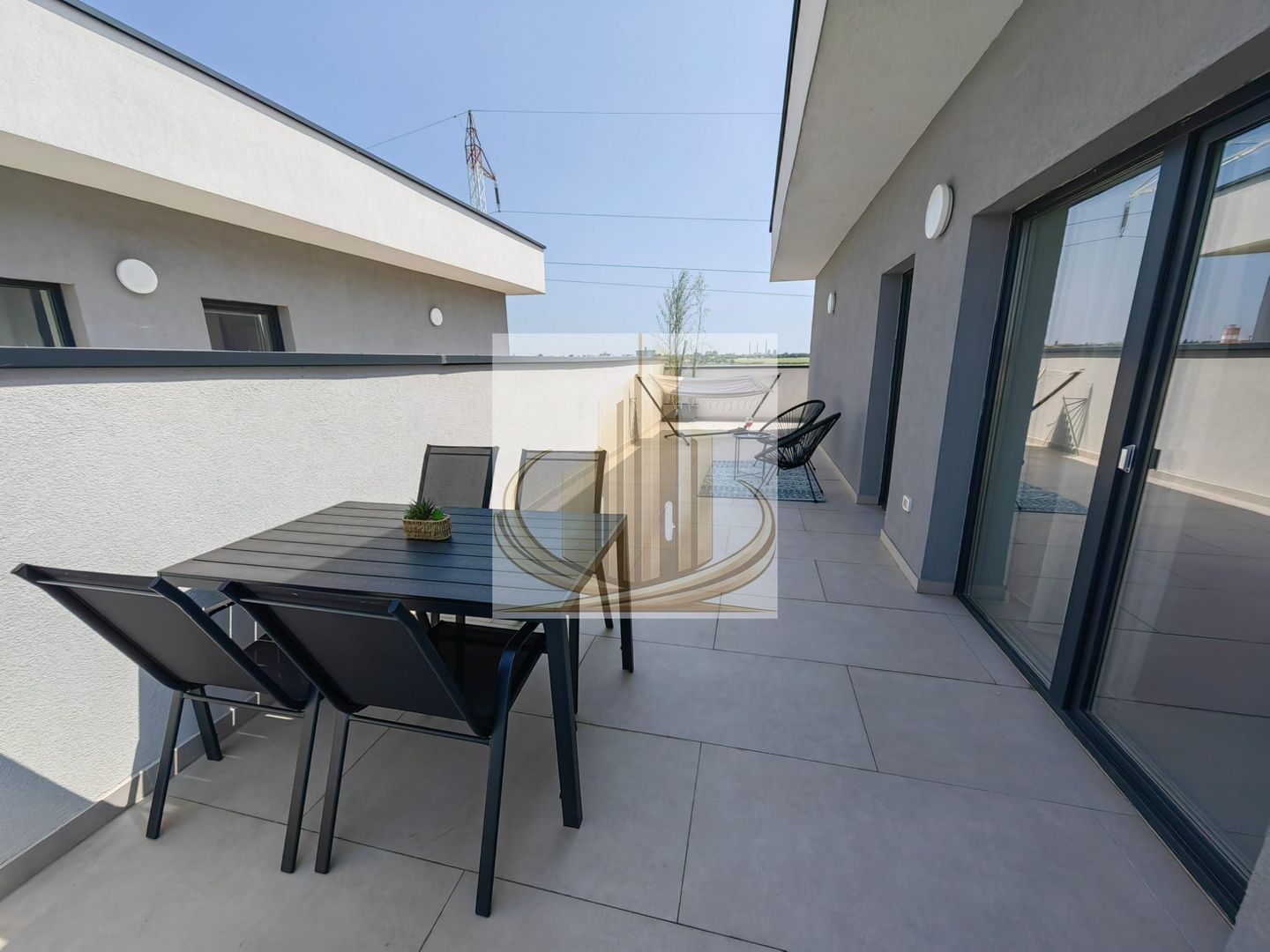 Penthouse de închiriat în Mehala | Terasă spectaculoasă de 55 mp | - Poză 9