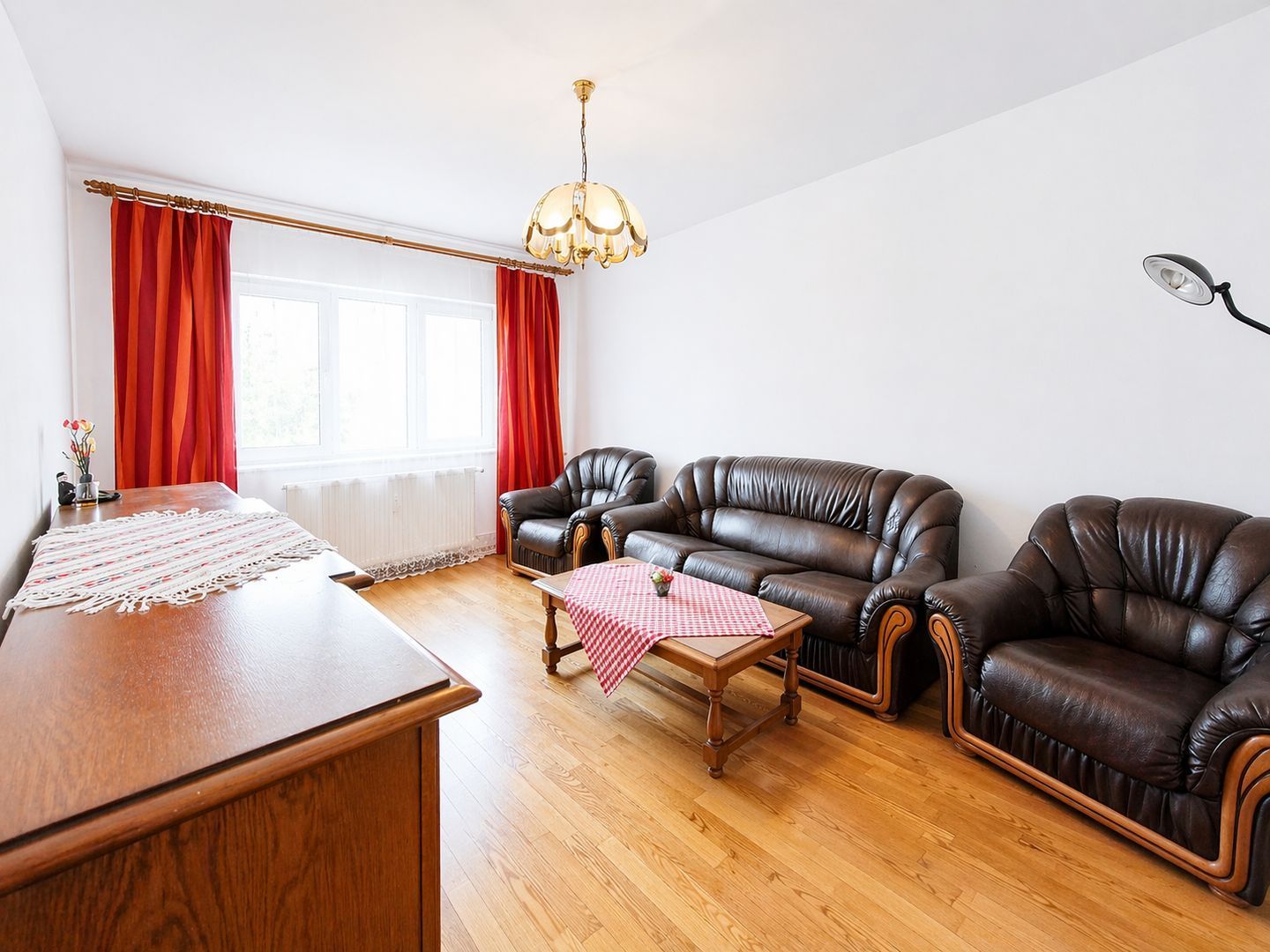 Apartament langa Facultate, 2 camere, Micalaca zona 300 - Poză 3