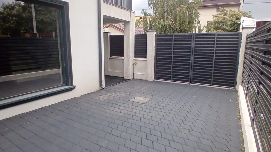 Casa 7 camere 2024  Carrefour Colentina - Poză 2